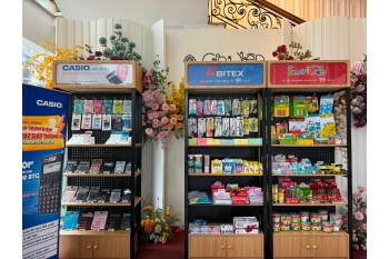 Nhà sách FAHASA Vincom Trần Duy Hưng